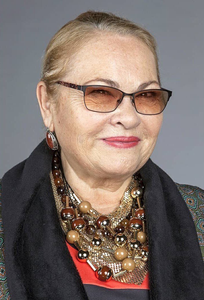 Нина Усатова - Тётя Клава.