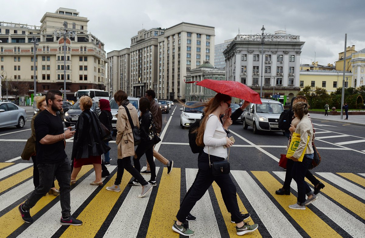 Какой человек живет в москве. Москва и жизнь. Современная жизнь Москвы. Городской образ жизни. Высокий ритм жизни.