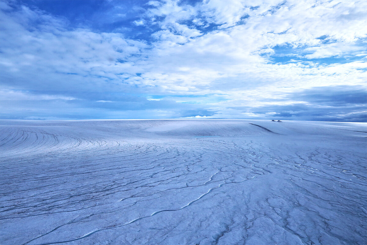 Ледяной покров острова Девон. Ландшафт древнего Марса мог выглядеть также.