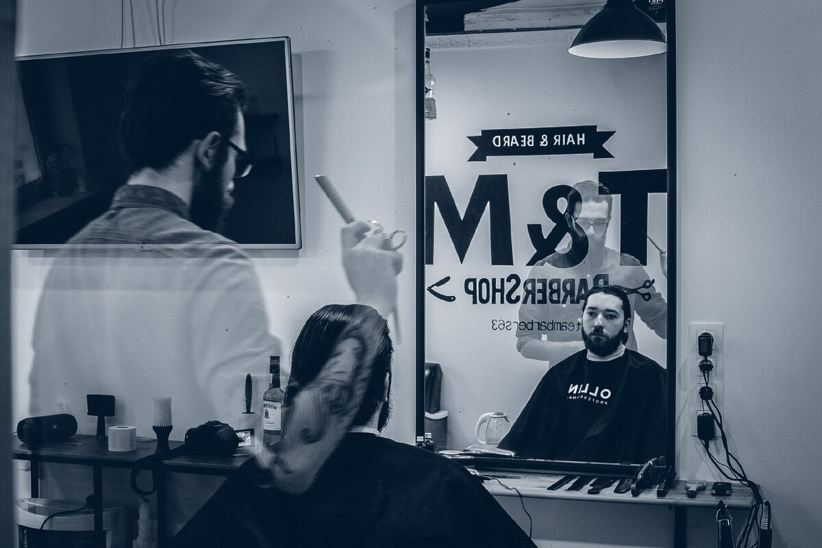 Это было неплохое место, но я там один работал.