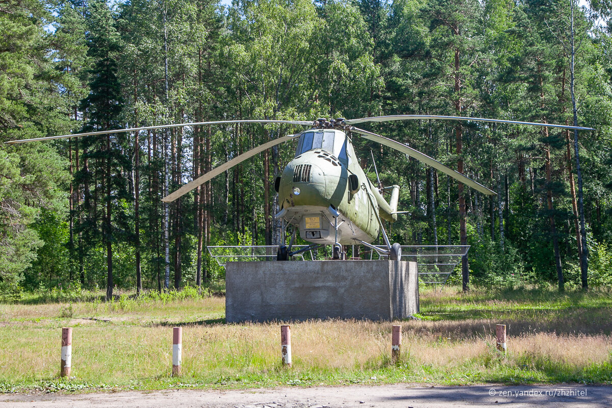 Памятник Ми-4 — первому военно-транспортному вертолету ВВС СССР | ЖЖитель:  путешествия и авиация | Дзен