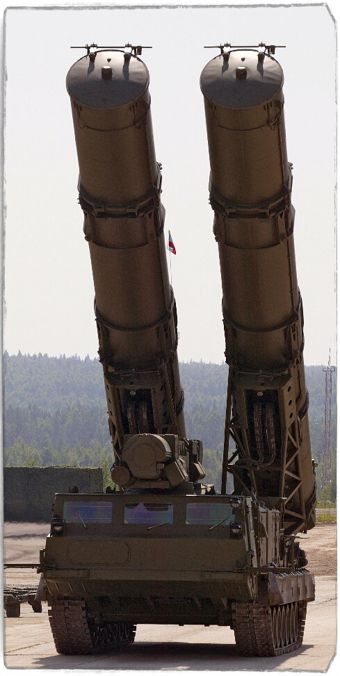 Источник: vpk-news.ru. Пусковая с тяжёлыми ЗУР.