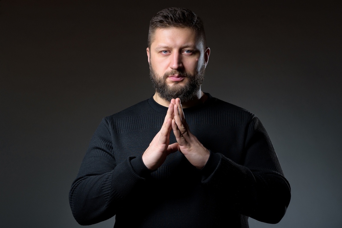 Разрешите представиться