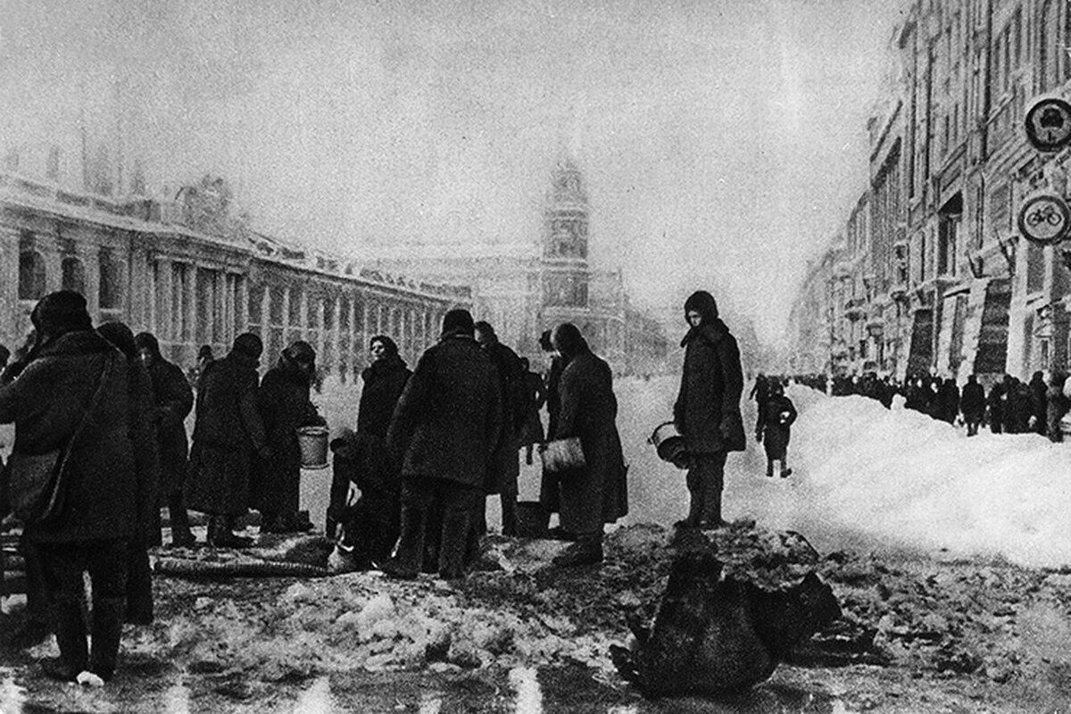 Голод в петербурге. Блокада Ленинграда ленинградцы. Блокада Ленинграда осень 1941.