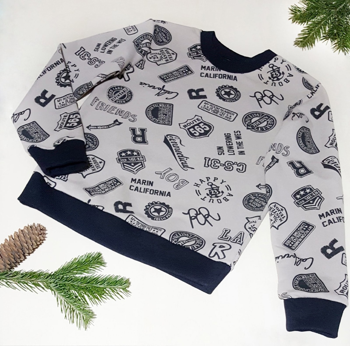 Свитшот из трикотажа