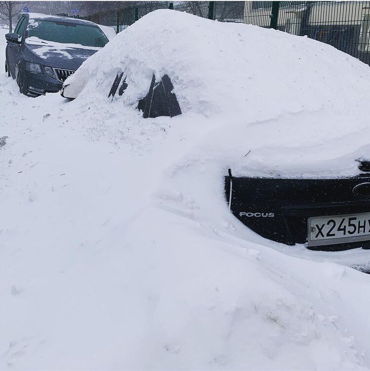 Этот автомобиль сегодня уехать не смог