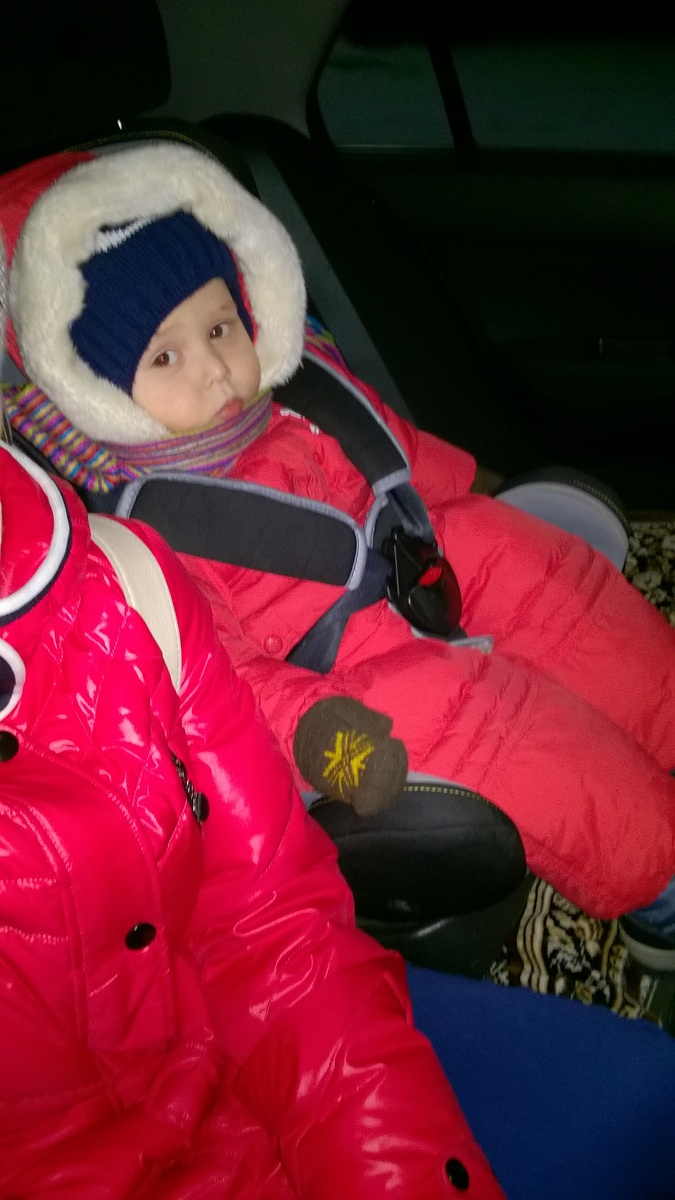 дети донашивали вещи друг за другом, впрочем это и сейчас есть