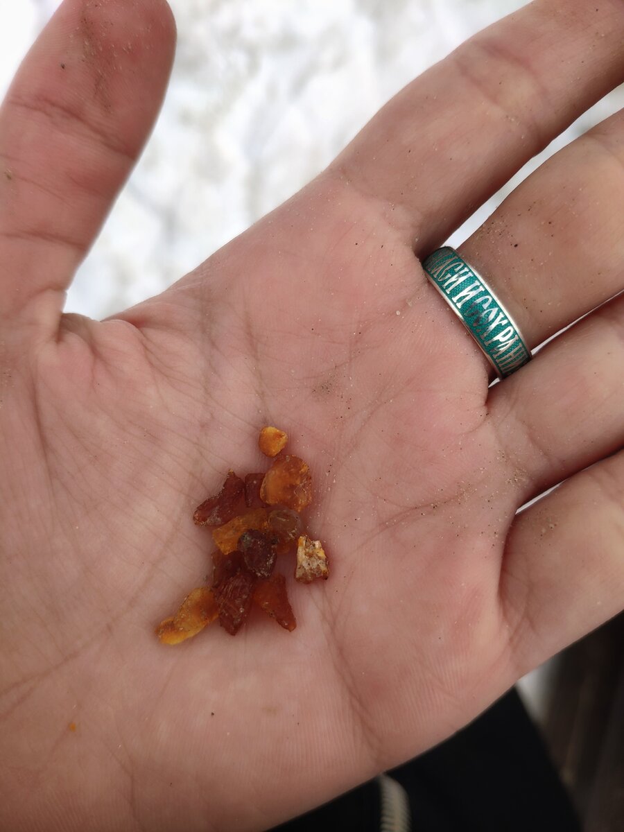 Добыча с песочницы на смотровой площадке.