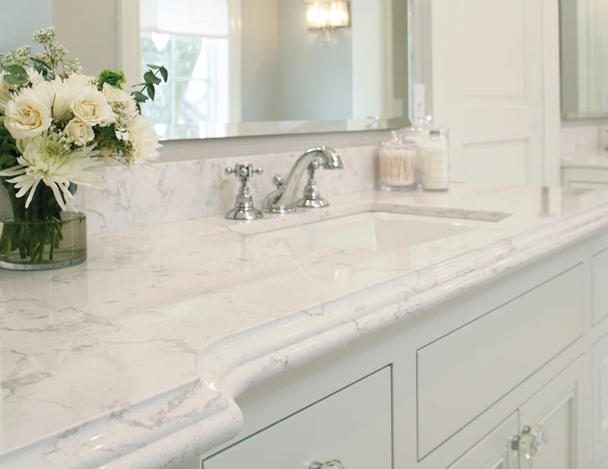 пример столешницы, изготовленной  из искусственного мрамора