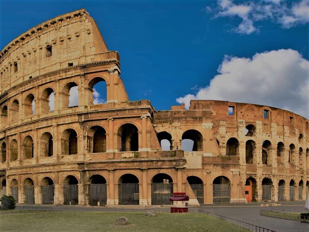 Фото, знакомое всем с детских лет.
