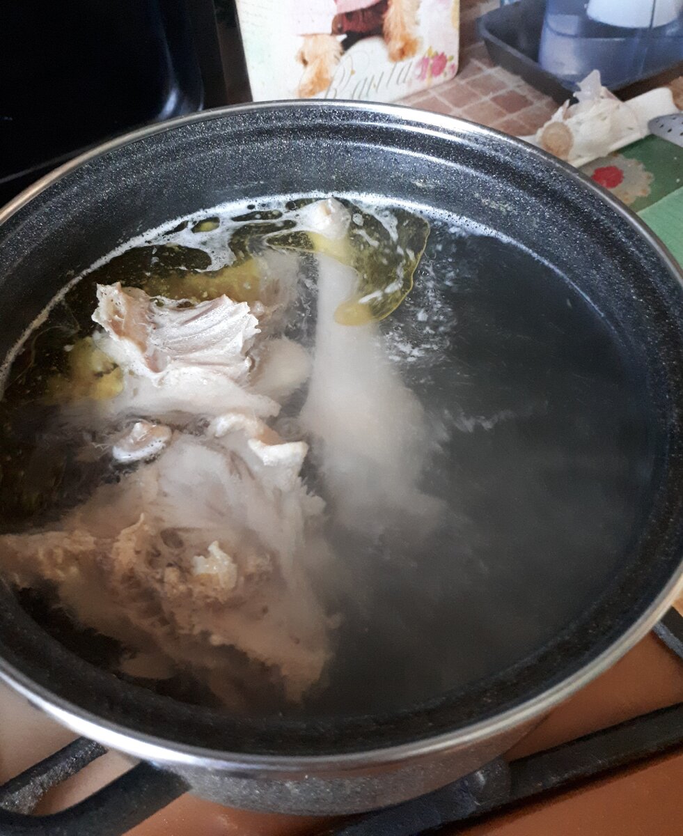Как я готовлю самый вкусный и ароматный куриный суп. Попробуйте, вам понравится!