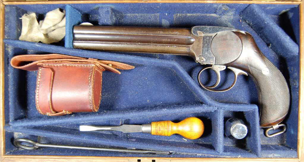 Пистолет Ланкастера со всеми принадлежностями
