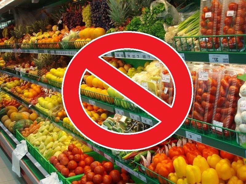 Ввоз запрещенных продуктов. Импортные овощи. Импорт овощей и фруктов. Фруктовый прилавок. Запрет на импорт овощей.