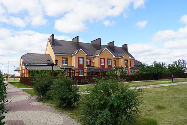 Таунхаусам сотрудников холдинга позавидует любой москвич. Фото: Алексей ОВЧИННИКОВ