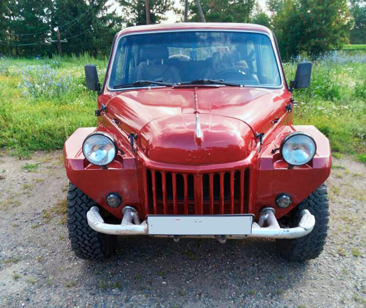 Передок напоминает ЗИЛ