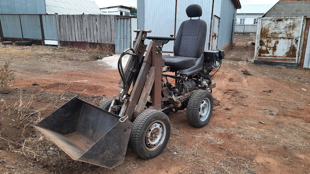 СТРЕЛА, ПОВТОРИТЕЛЬ ковша и РАЗМЕРЫ))))Самодельный мини трактор погрузчик | Tractors, Lawn mower