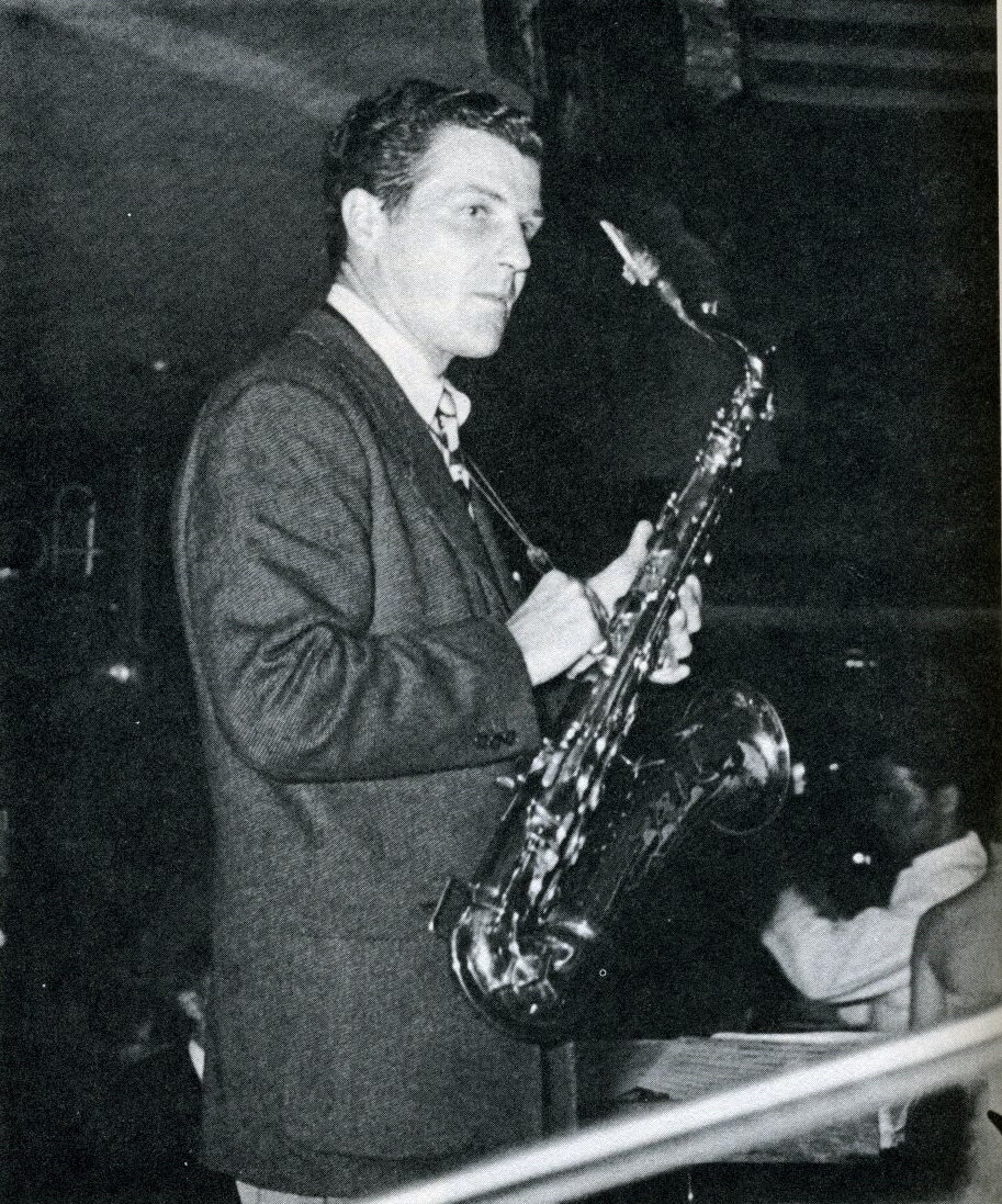 На снимке Чарли Барнет