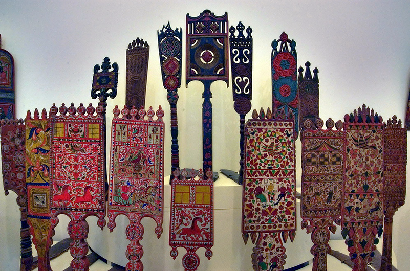 Расписные русские прялки