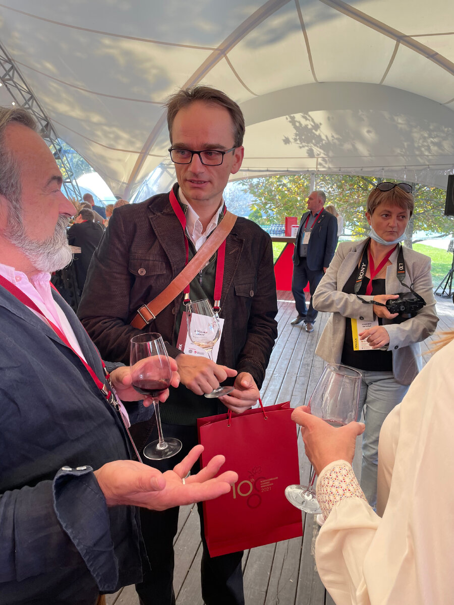 Франк Дюсенер на саммите виноделов в Абрау-Дюрсо.