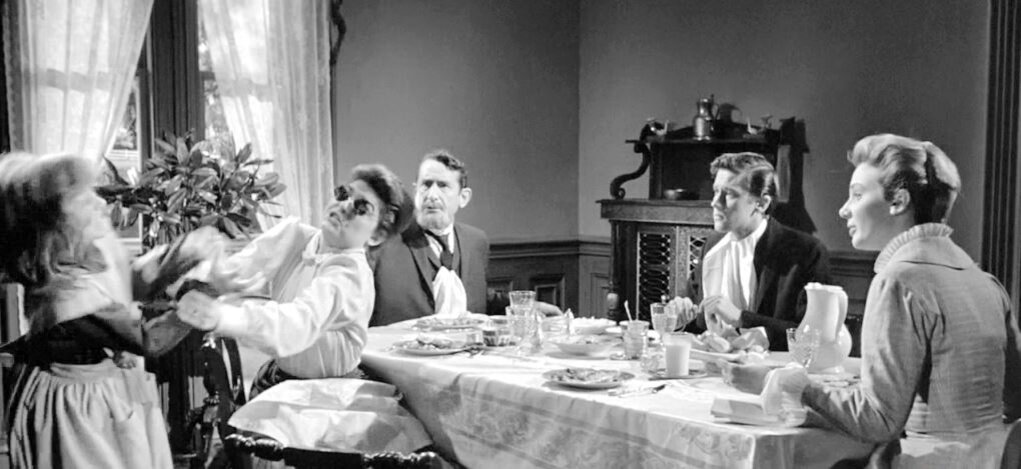 Кадр из этого хорошего фильма 