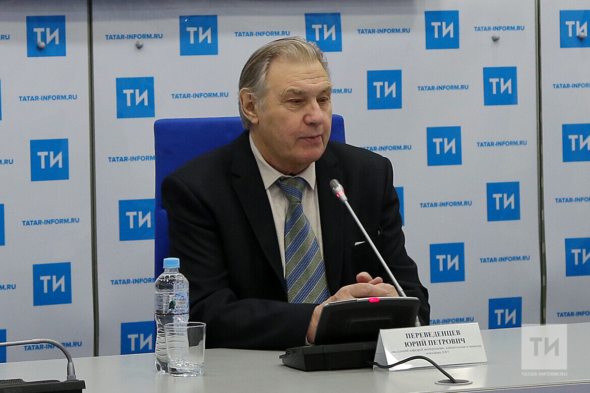 Юрий Переведенцев отметил, что весь декабрь в Казани наблюдаются волны тепла и холода, характер погоды крайне неустойчивый. Фото: © Султан Исхаков / «Татар-информ»