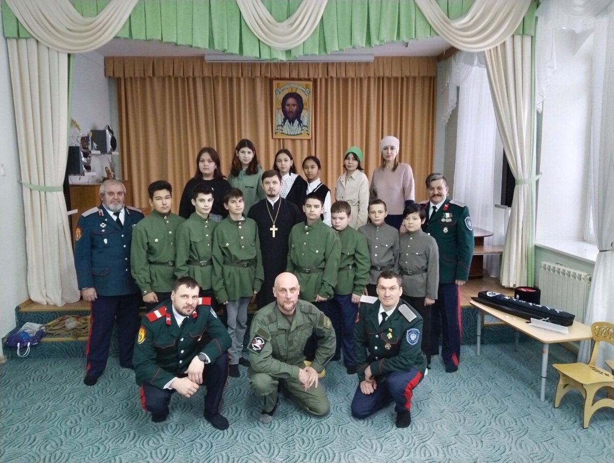    Участник СВО провел Урок героизма в Ханты-Мансийске