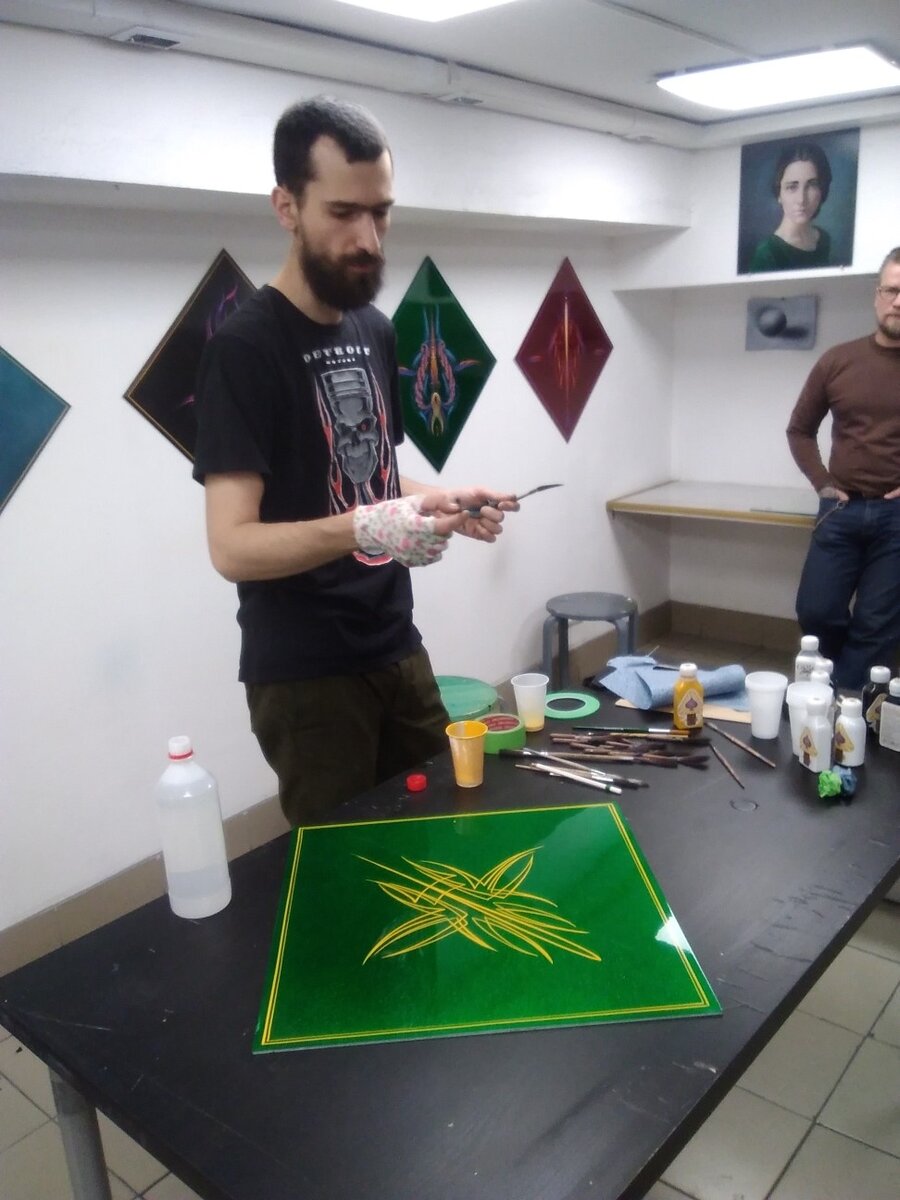 Что такое пинстрайпинг? И почему люди готовы хорошо платить за него ...