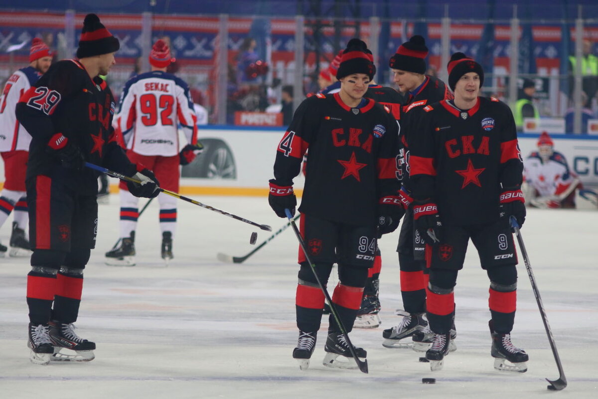 Хоккей на Газпром арене 2019