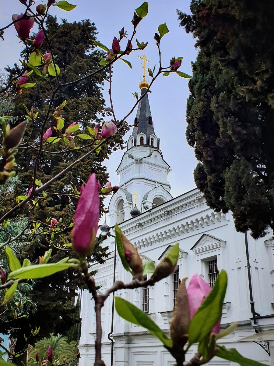 Храм Михаила Архангела, покровителя города Сочи