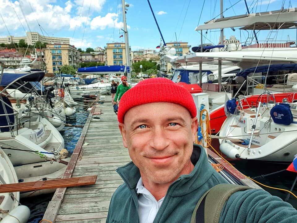 Причал в марине Стрелецкой бухты Черноморской яхтенной школы Севастополя