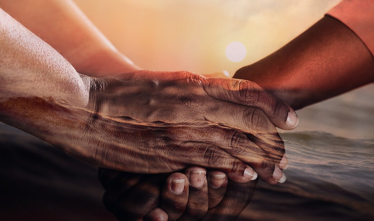 Изображение Anja🤗#helpinghands #solidarity#stays healthy🙏 с сайта Pixabay 