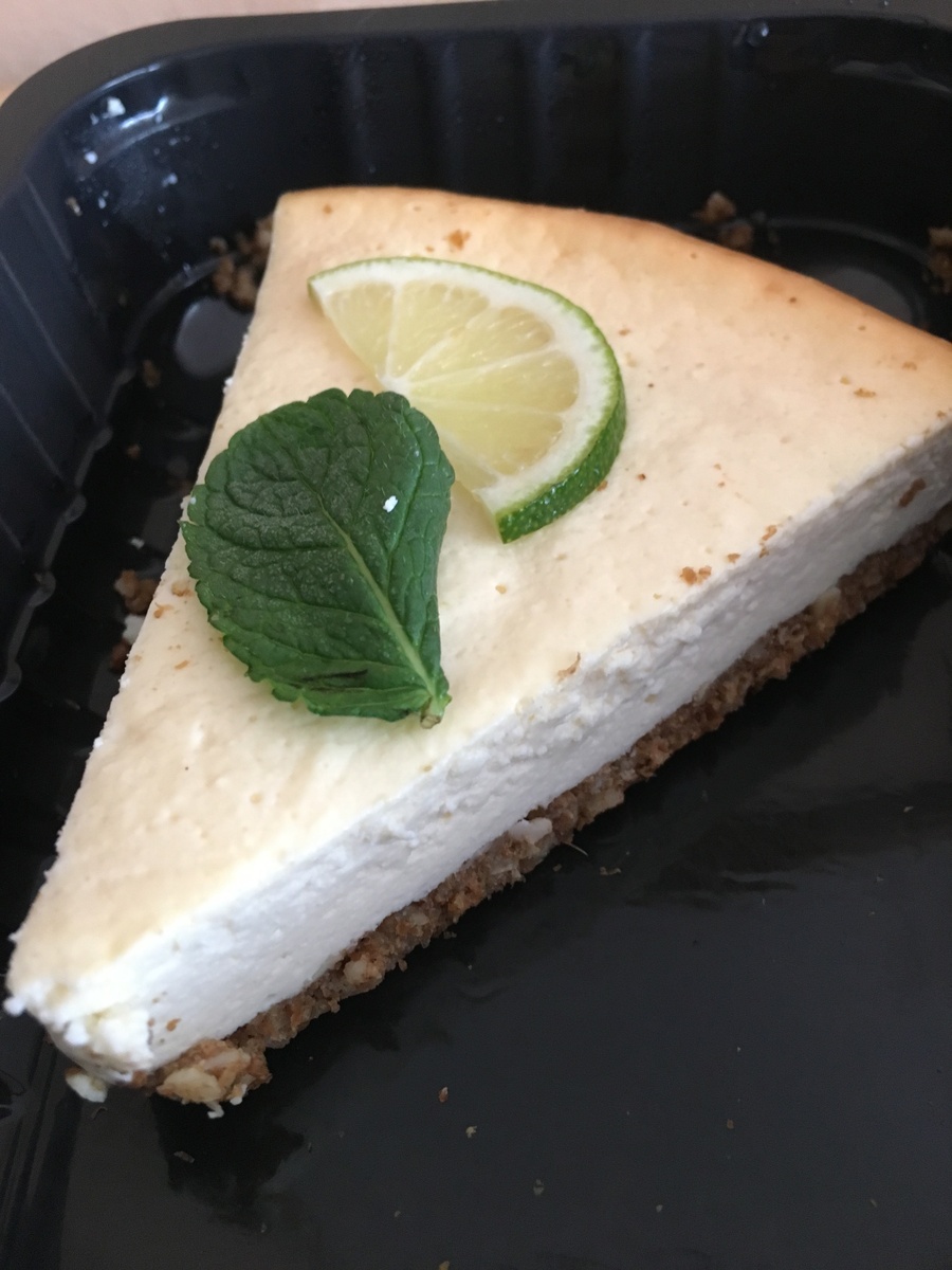 Листайте галерею вправо