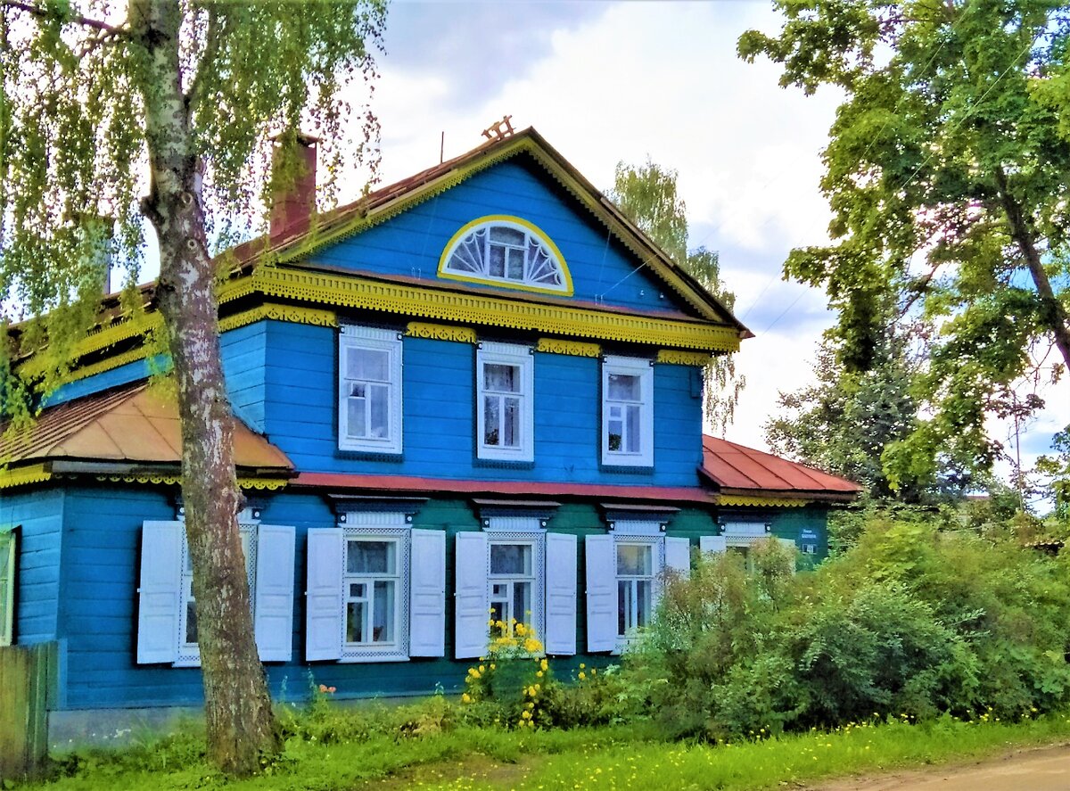 Дом по ул. Бакунина Со ставнями!