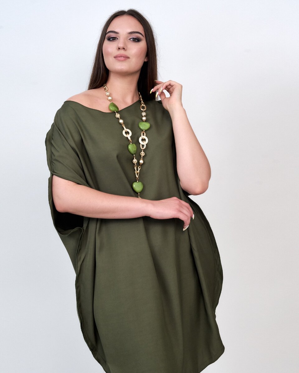 Платье представлено в бутике www.totalloook.ru