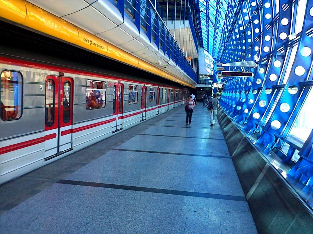 Метро прага фото