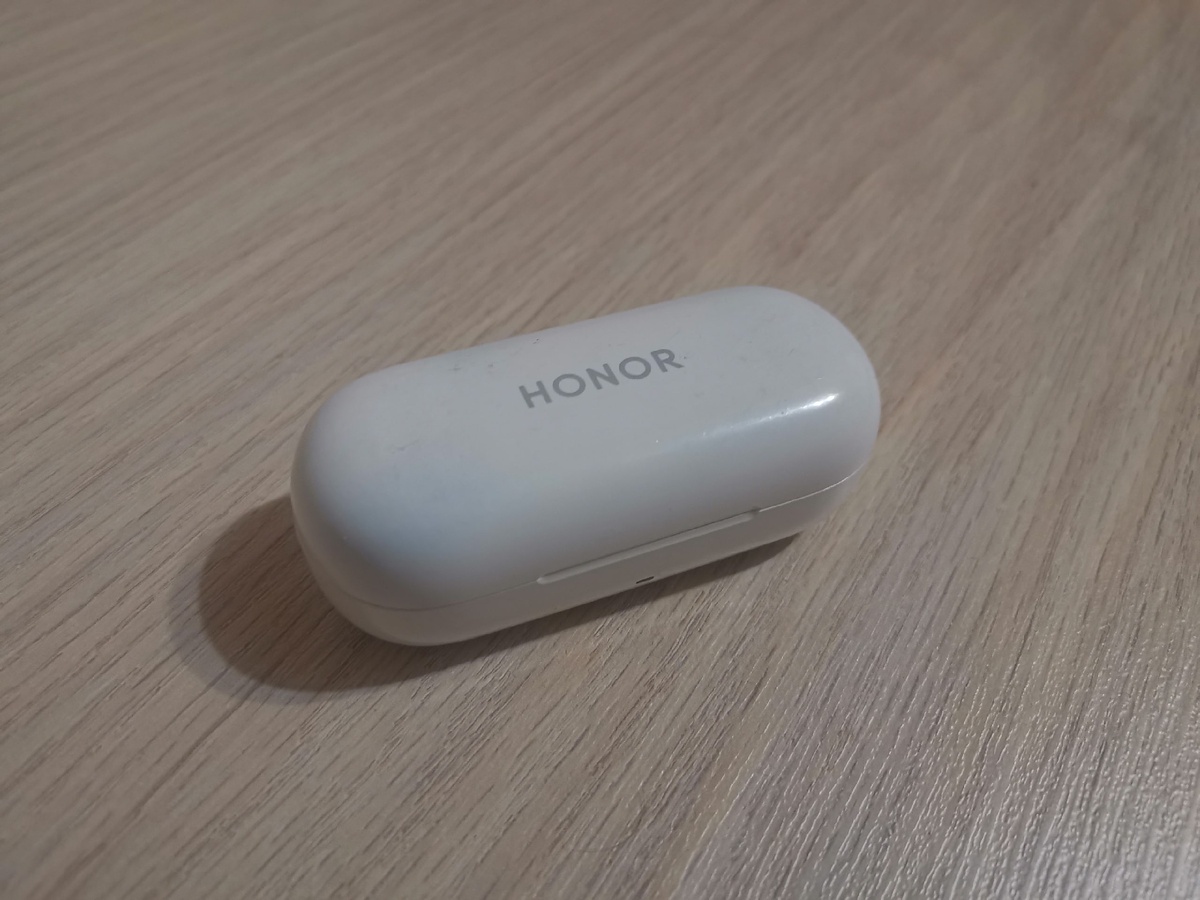 кейс после 3 месяцев носки в кармане