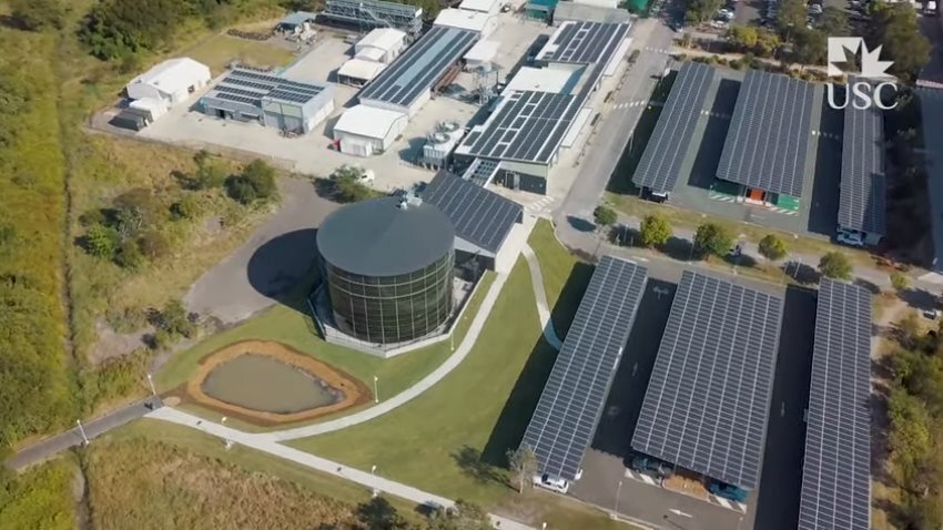 https://ecotechnica.com.ua/energy/solntse/5122-vodyanaya-batareya-i-6000-solnechnykh-panelej-sekonomyat-avstralijskomu-universitetu-100-mln.html
