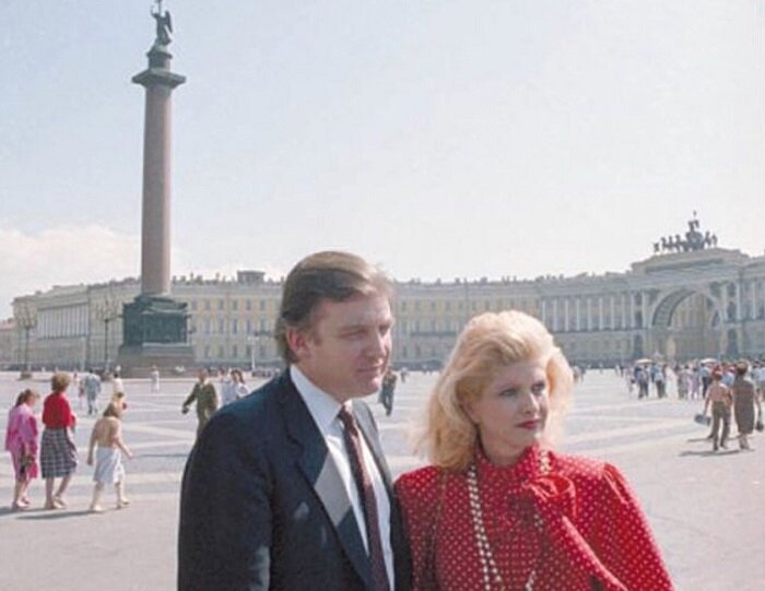 Фото Яндекс Картинки. Дональд Трамп с супругой в Санкт-Петербурге.