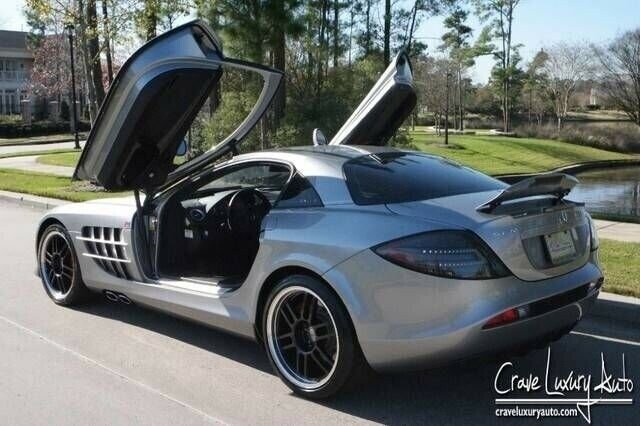 Mercedes SLR MCLAREN зад