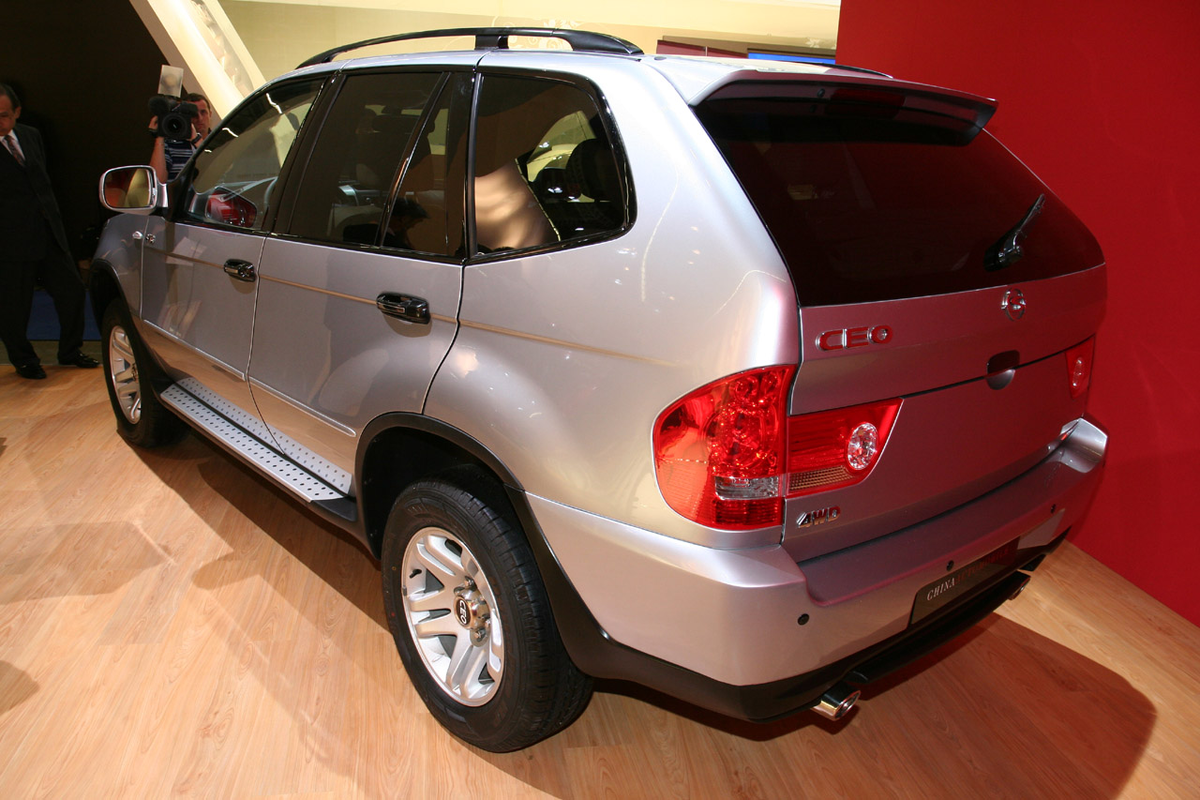 Shuanghuan SCEO. Shuanghuan SCEO, 2008. Китайский БМВ х5. Shuanghuan SCEO BMW x5.