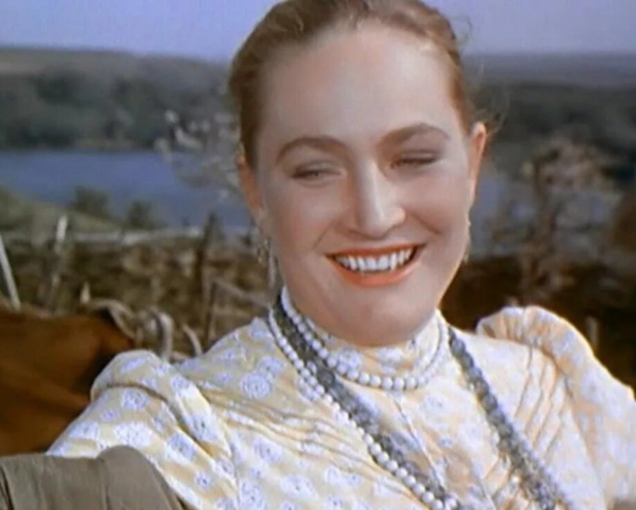 Кадр из фильма "Тихий Дон" . Источник: https://amarok-man.livejournal.com/5710305.html