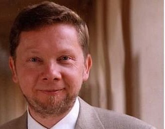 Экхарт Толле родился в 1948 году, в Германии. На сегодняшний день он один из самых известных духовных учителей и наставников по всему миру.