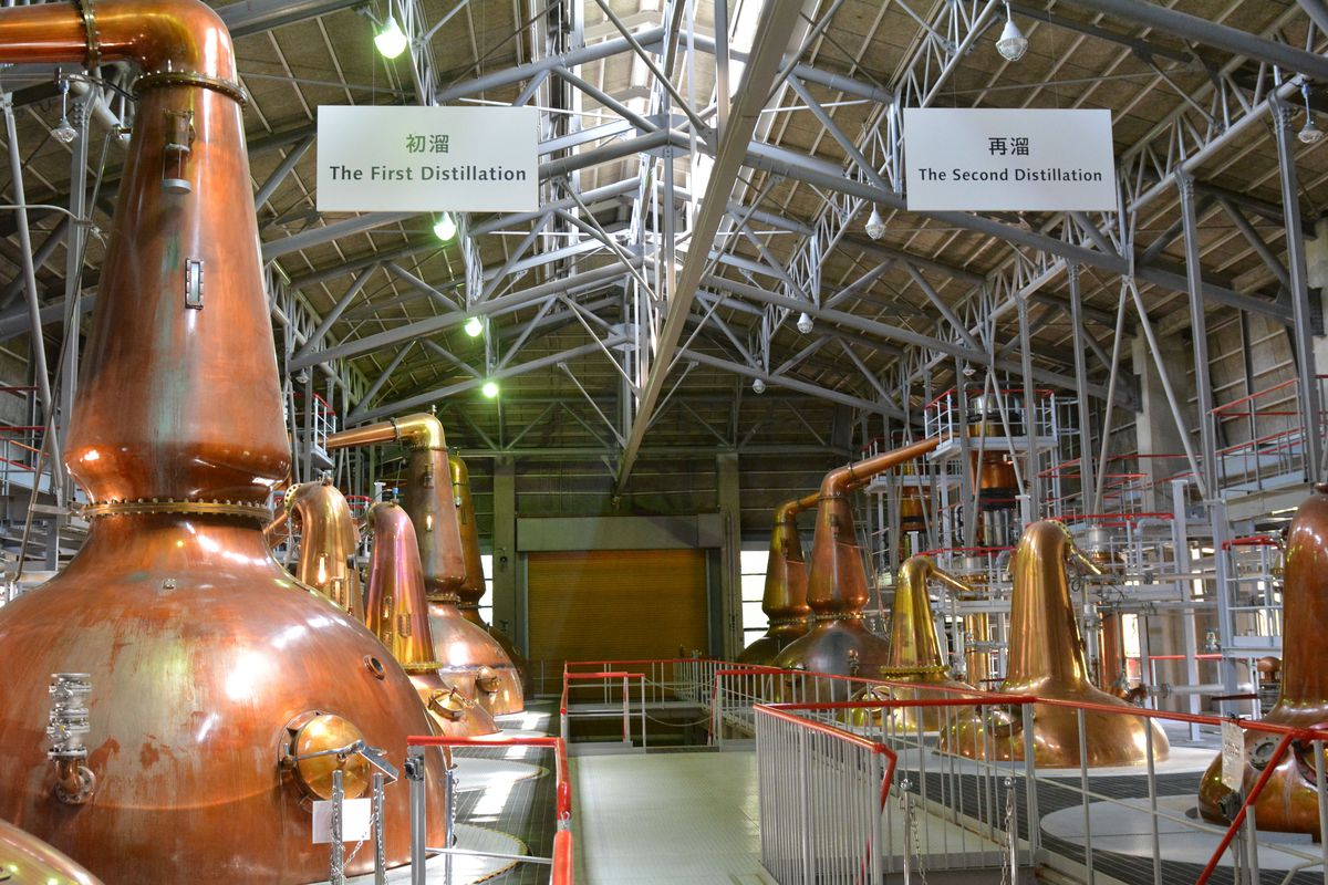 Винокуренный завод Suntory Liquors, Хакушу, Япония.