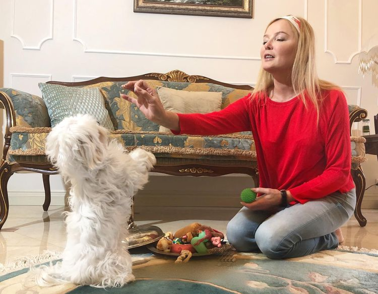 Лариса любит животных