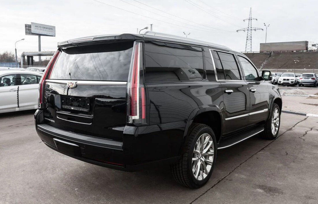 Cadillac Escalade с 2014 по настоящее время