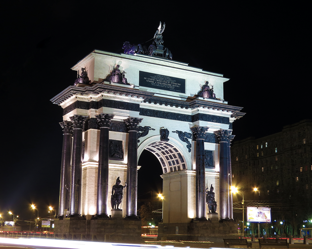 Триумфальная арка это. Триумфальная арка Бове Москва. Триумфальная арка в Москве 1812. Поклонная гора Триумфальная арка. Триумфальная арка на Кутузовском.