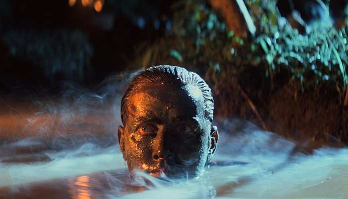 Кадр из фильма «Апокалипсис сегодня» / alternateending.com