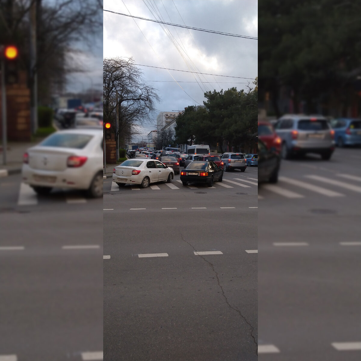 Новороссийск встретил нас пробками