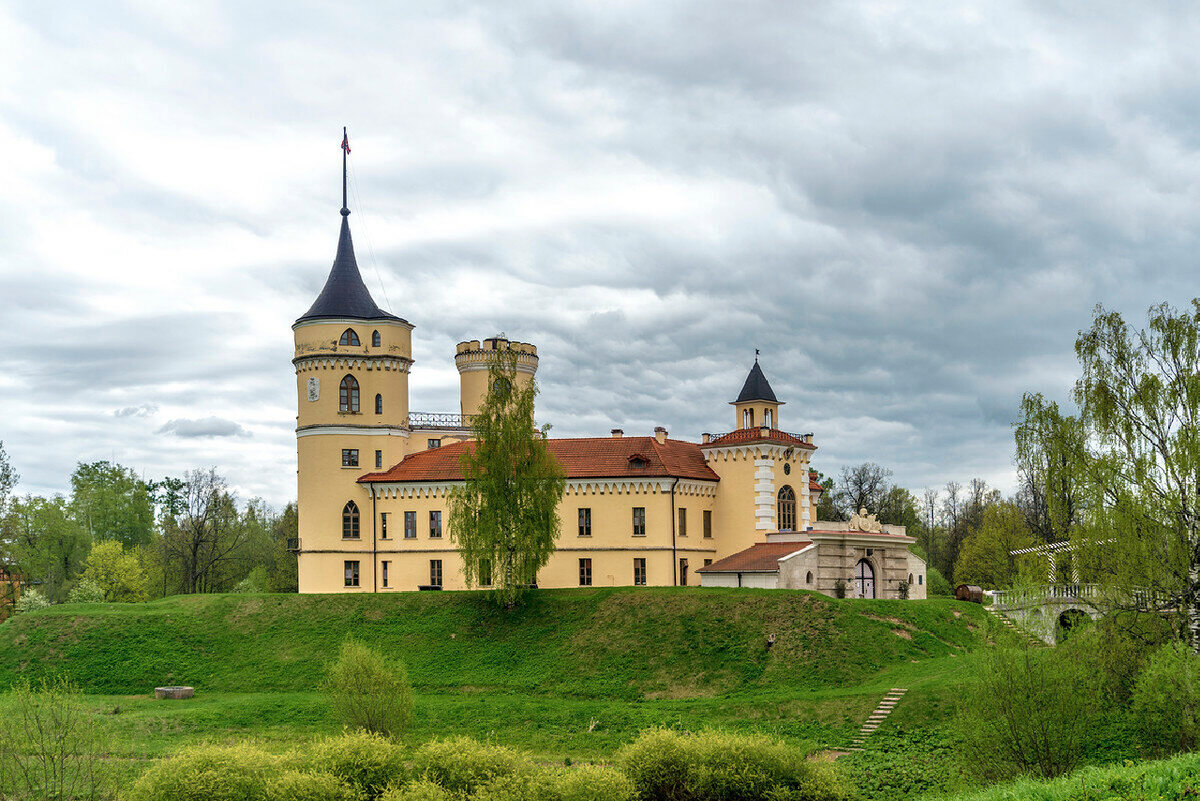 Павловские замки фото