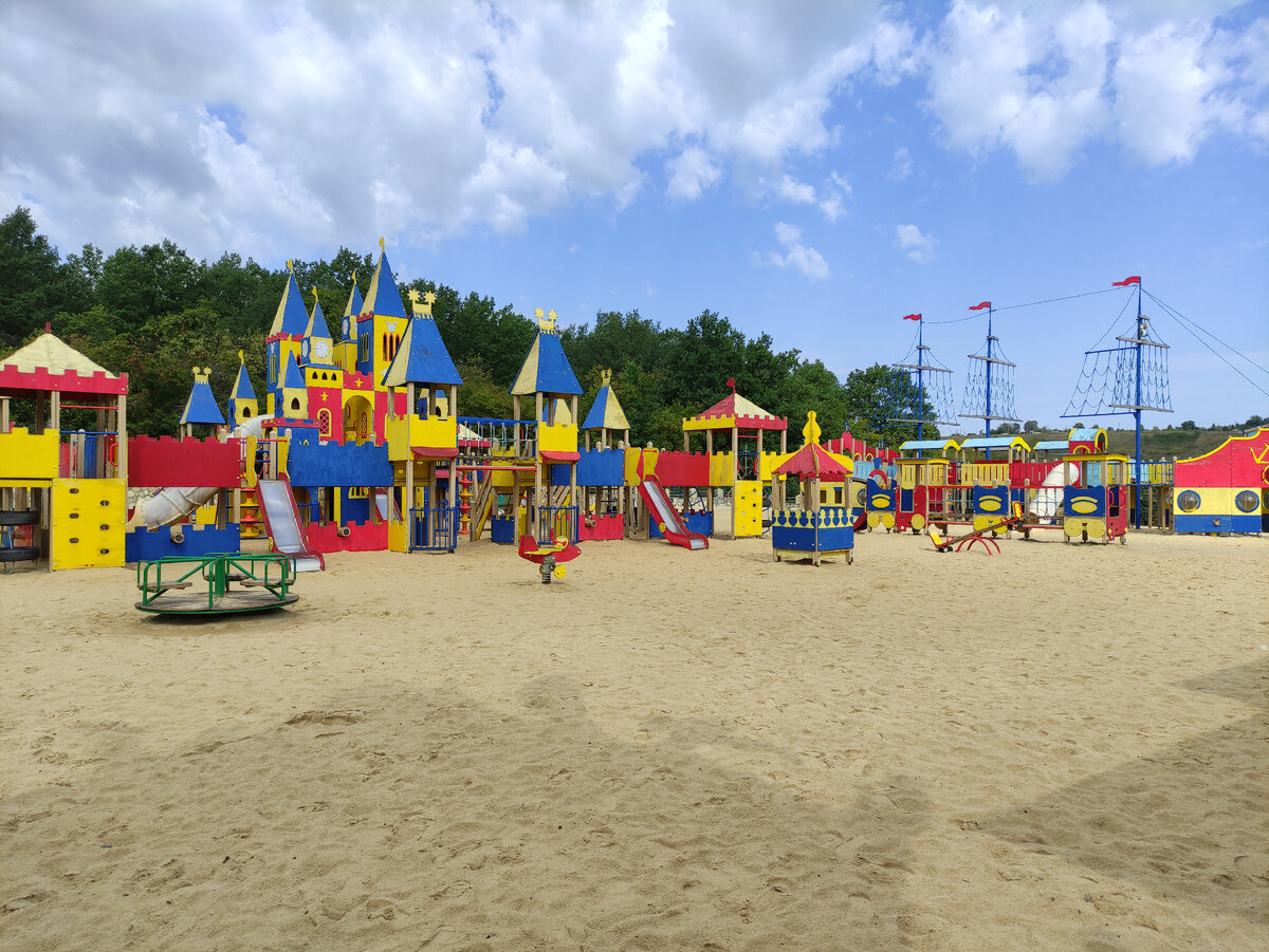 Детская площадка на Кудыкиной горе.